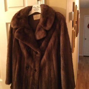 Women's mink jacket,  vintage authentic